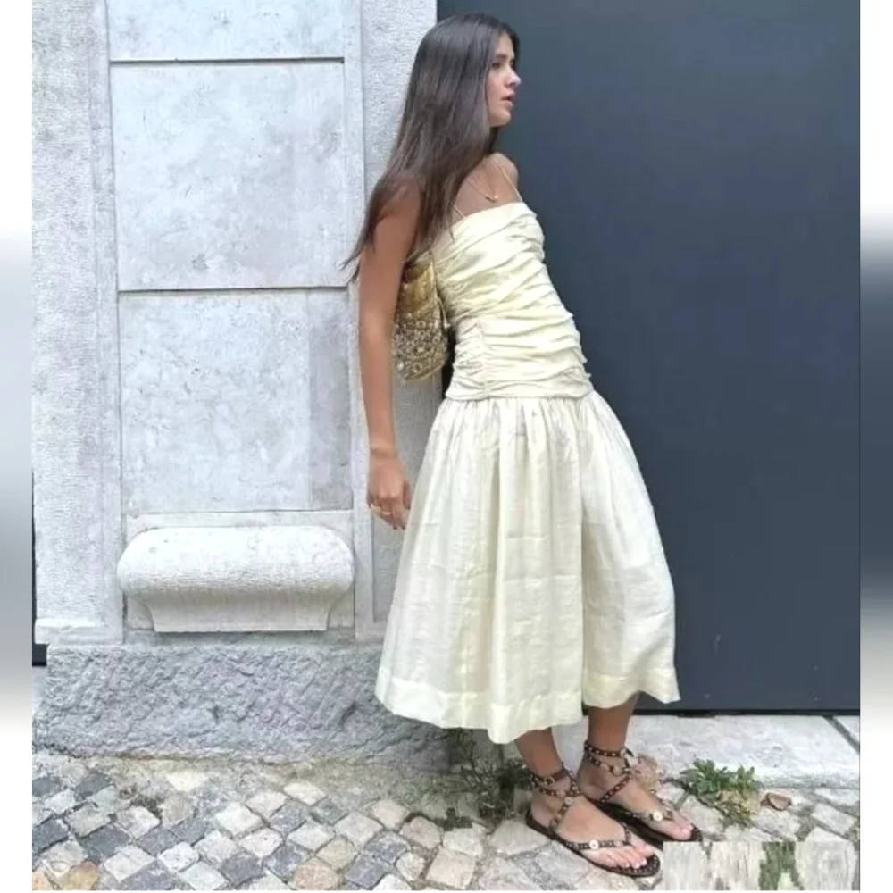 Zara Cream Midi Dress - Picture 11 of 16